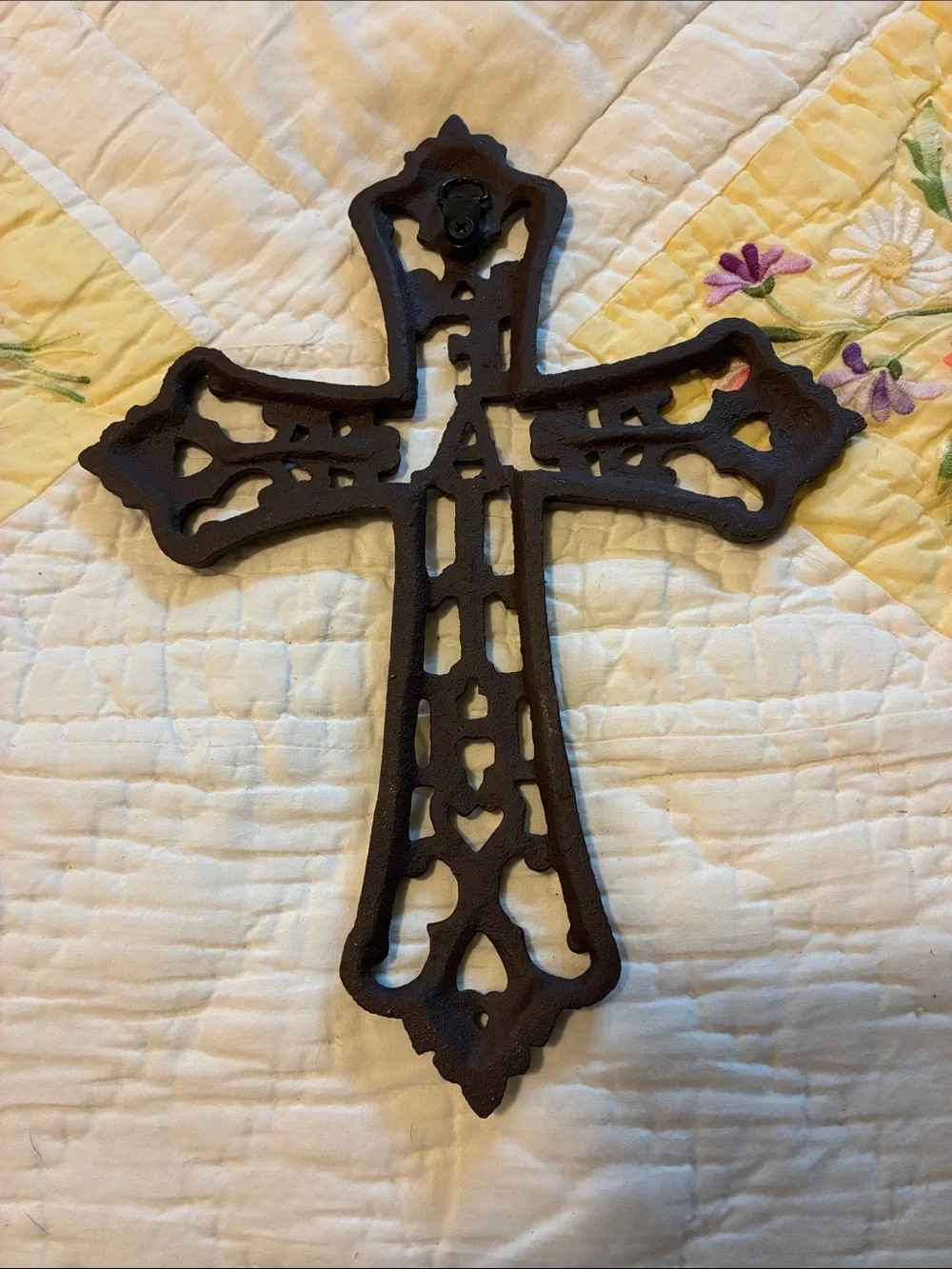 unbranded ornamental cast